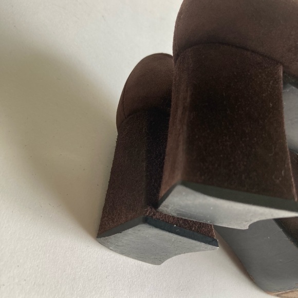 Stuart Weitzman Brown Suede Genuine Leather Square Toe Classic Heels size 7 - Picture 11 of 15